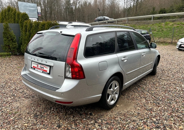 Volvo V50 cena 20900 przebieg: 250000, rok produkcji 2010 z Mrągowo małe 352